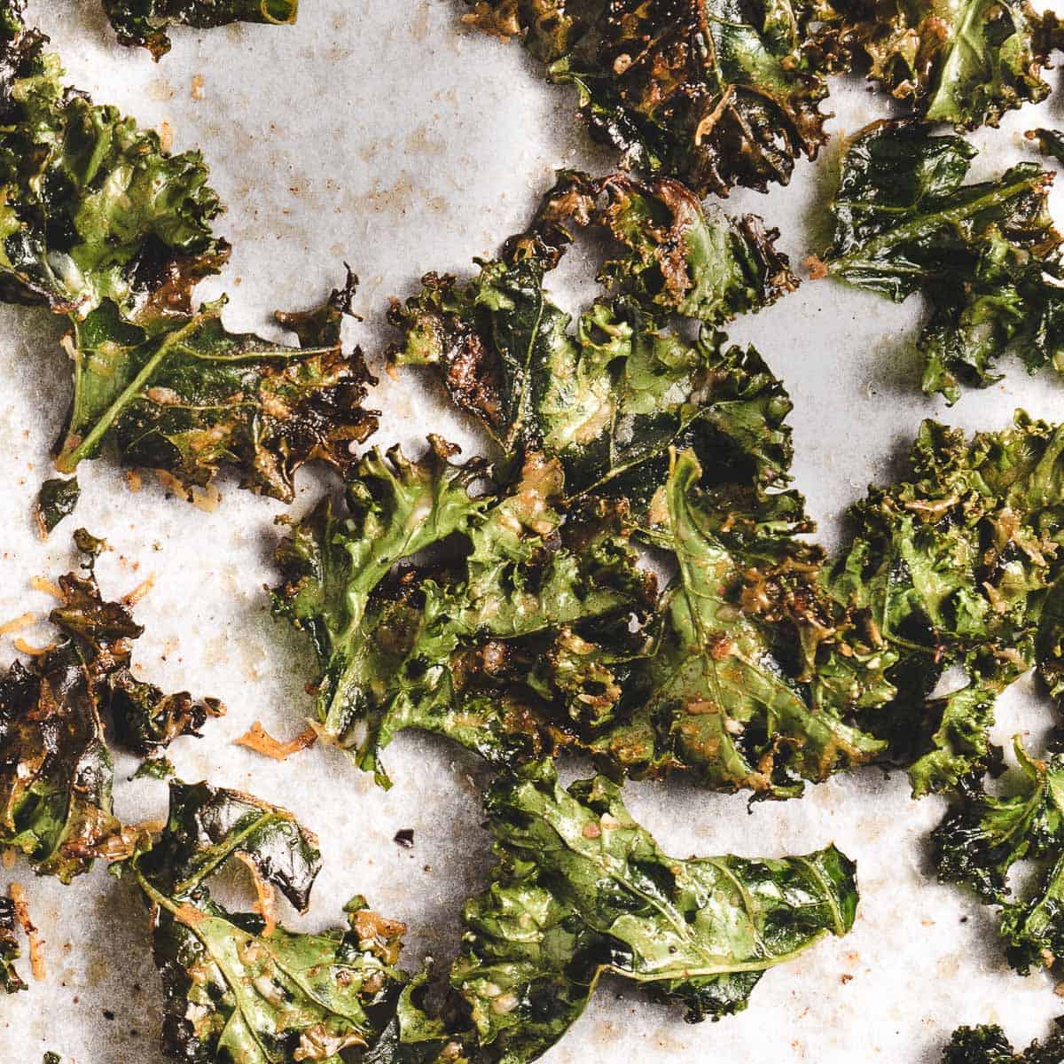 Transform Kale into a Healthy Snack: Crispy Oven Chips Recipe